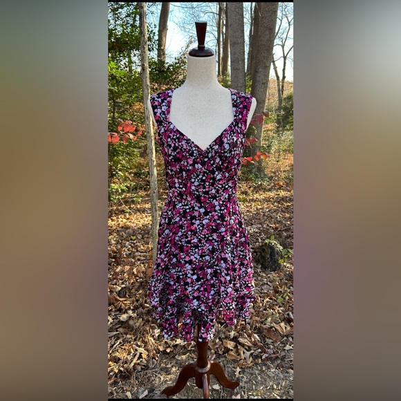 WHITE HOUSE BLACK MARKET Multicolor Floral Dress Pink Black Cream Sz 6 - Cute! - Picture 14 of 15